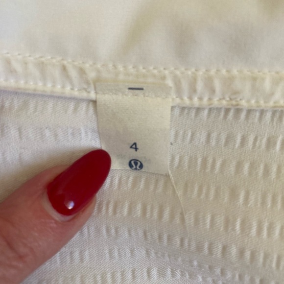 Cinq á Sept Rosalie Ruffle Button Front Shirt Oversized Silhouette Cream - Picture 14 of 16